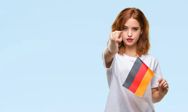 Jovem Bela Mulher Segurando Bandeira Alemanha Sobre Fundo Isolado Apontando — Fotografia de Stock