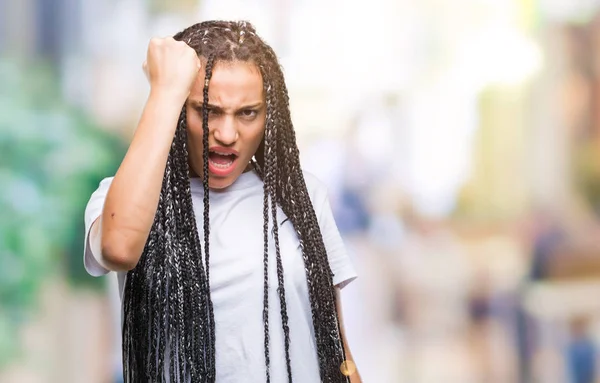 Young Gevlochten Hair Afrikaans Amerikaans Meisje Geïsoleerde Achtergrond Boos Gekke — Stockfoto