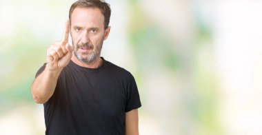Yakışıklı orta yaş ağarmış komuta sizde izole üzerinde arka plan işaret parmağını ve kızgın ifade ile