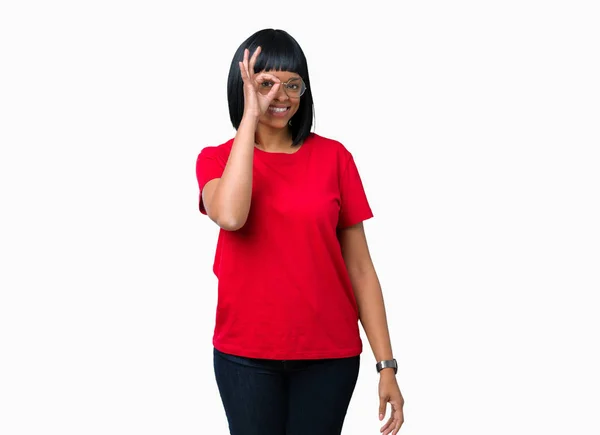 Piękna Młoda Kobieta Afroamerykanów Okularach Białym Tle Robi Gest Ręką — Zdjęcie stockowe
