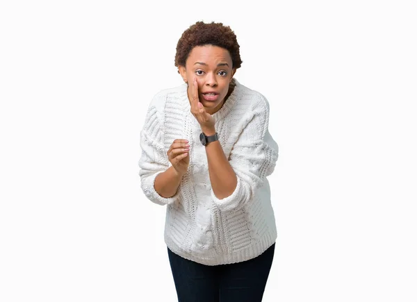 Schöne Junge Afrikanisch Amerikanische Frau Trägt Pullover Über Isoliertem Hintergrund — Stockfoto