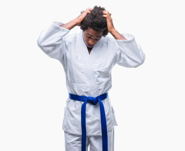 Afro Amerikai Ember Visel Karate Kimonó Elszigetelt Háttér Szenved Fejfájás — Stock Fotó