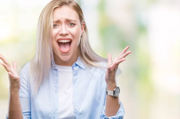 Giovane Donna Bionda Sfondo Isolato Che Celebra Pazzo Stupito Successo — Foto Stock