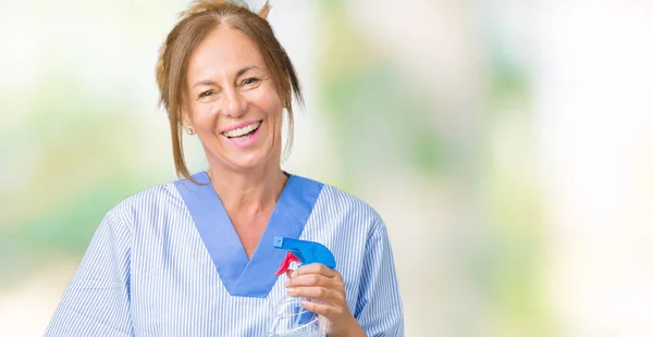 Mulher Mais Limpa Morena Meia Idade Usando Uniforme Doméstico Sobre — Fotografia de Stock