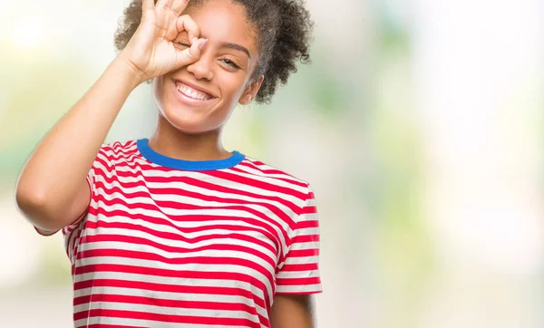 Unga Afro Amerikansk Kvinna Över Isolerade Bakgrund Gör Gest Med — Stockfoto