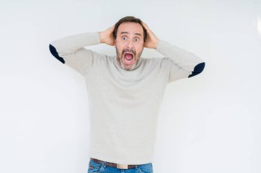 Zarif komuta sizde üzerinde arka plan deli izole ve baş, korkuyor ve açık ağzı ile şok sürpriz elleriyle korkuttu