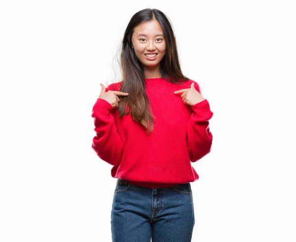 Jonge Aziatische Vrouw Winter Trui Dragen Geïsoleerde Achtergrond Zoek Vertrouwen — Stockfoto