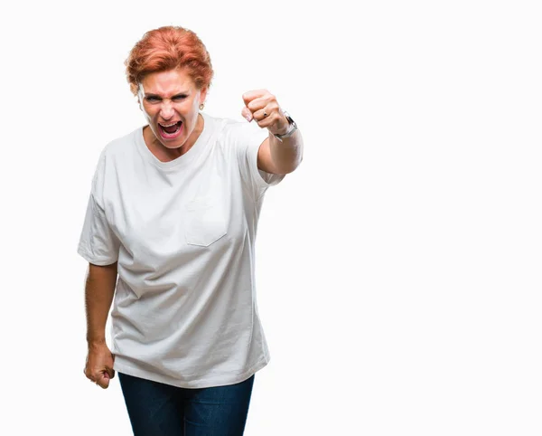 Attractief Senior Kaukasische Roodharige Vrouw Geïsoleerde Achtergrond Boos Gekke Verhogen — Stockfoto