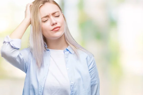 Giovane Donna Bionda Sfondo Isolato Confonde Interroga Sulla Domanda Incerto — Foto Stock