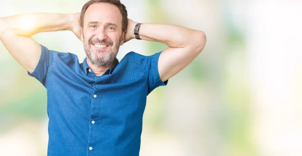 Bonito Homem Meia Idade Elegante Sênior Sobre Fundo Isolado Relaxante — Fotografia de Stock