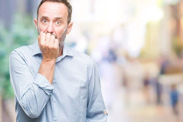 Mezza Età Hoary Anziano Uomo Affari Sfondo Isolato Cercando Stressato — Foto Stock