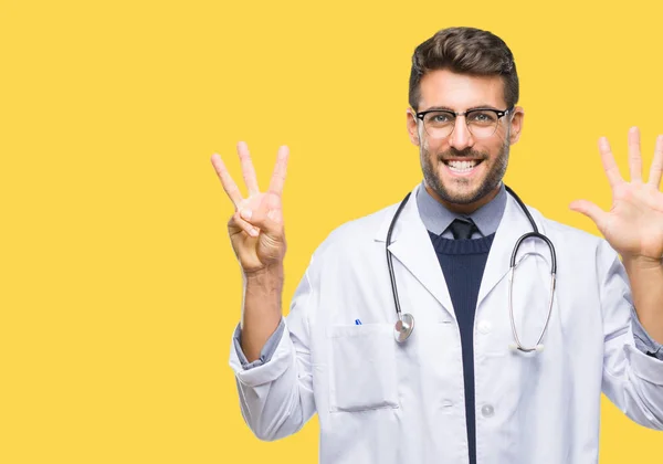 Jovem Bonito Médico Homem Sobre Isolado Fundo Mostrando Apontando Para — Fotografia de Stock