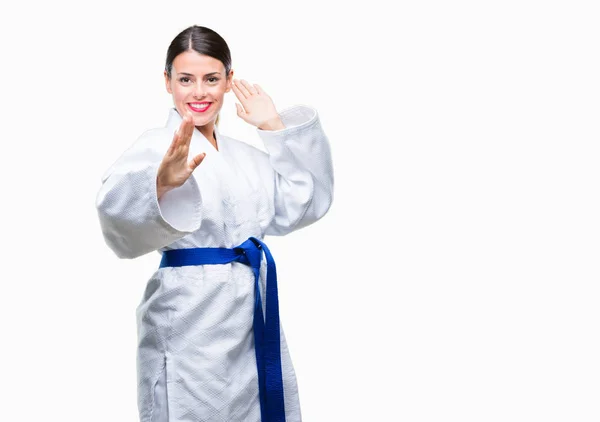 Mujer Hermosa Joven Que Usa Uniforme Kimono Karate Sobre Fondo —  Fotos de Stock