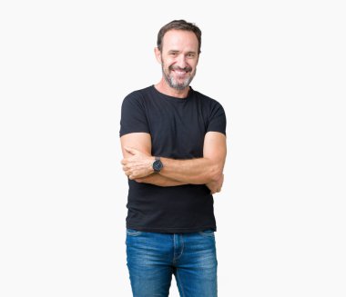 Yakışıklı orta yaş çapraz silah kameraya bakarak ile gülümseyen izole arka plan mutlu yüzüne ağarmış komuta sizde. Olumlu bir kişi.