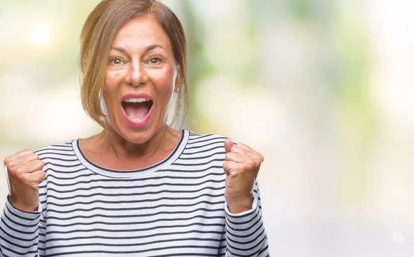 Ältere Hispanische Frau Mittleren Alters Mit Isoliertem Hintergrund Feiert Überrascht — Stockfoto