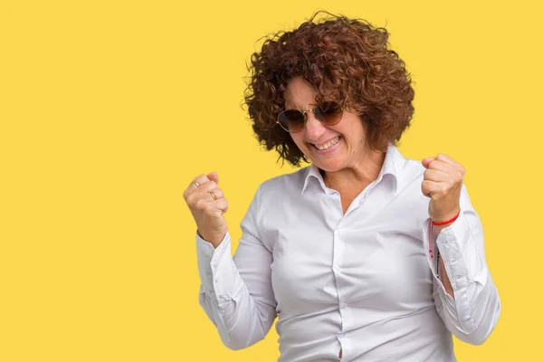 Hermosa Mujer Negocios Senior Mediana Edad Con Gafas Sol Sobre —  Fotos de Stock