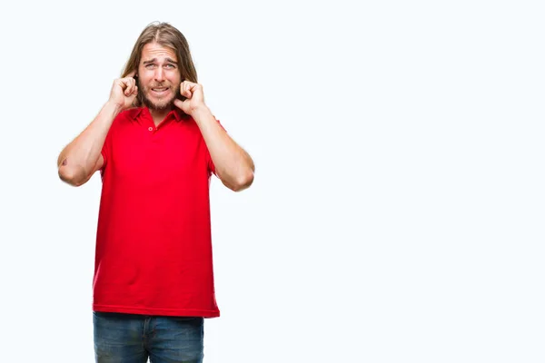 Joven Hombre Guapo Con Pelo Largo Sobre Fondo Aislado Cubriendo —  Fotos de Stock