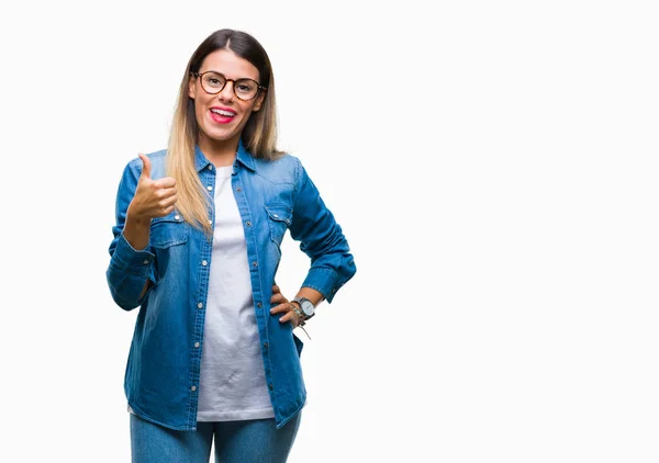 Jovem Mulher Bonita Sobre Uso Óculos Sobre Fundo Isolado Fazendo — Fotografia de Stock