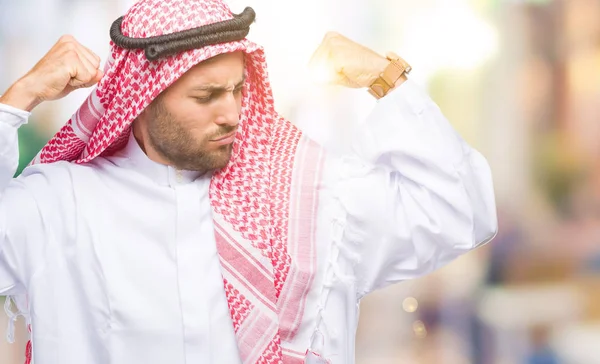 Joven Hombre Guapo Usando Keffiyeh Sobre Fondo Aislado Mostrando Los — Foto de Stock