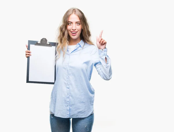 Krásná Mladá Blondýnka Obchodních Žena Hospodářství Schránky Nad Samostatný Pozadí — Stock fotografie