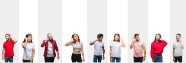 Farklı etnik bir işitme söylenti ya da dedikodu için dinleme kulak gençler ile gülümseyen beyaz çizgili izole arka plan üzerinde teslim kolaj. Sağırlık kavramı.