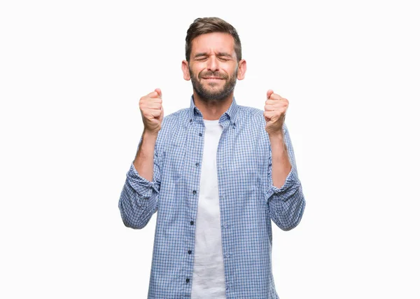 Joven Hombre Guapo Con Camiseta Blanca Sobre Fondo Aislado Emocionado —  Fotos de Stock