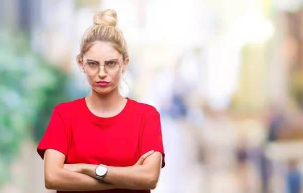 Jovem Bela Mulher Loira Vestindo Camiseta Vermelha Óculos Sobre Fundo — Fotografia de Stock
