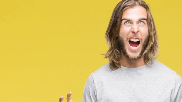 Homem Bonito Jovem Com Cabelos Longos Sobre Fundo Isolado Louco — Fotografia de Stock