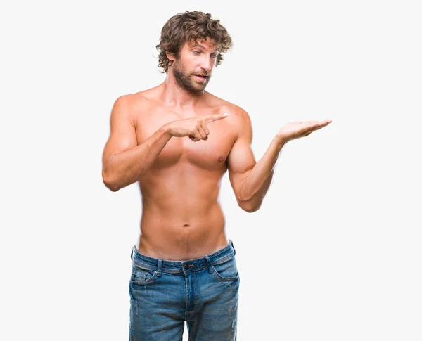 Guapo Modelo Hispano Hombre Sexy Sin Camisa Sobre Fondo Aislado — Foto de Stock