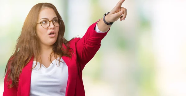 Artı Boyutu Genç Kadını Giyen Güzel Şık Ceket Izole Arka — Stok fotoğraf