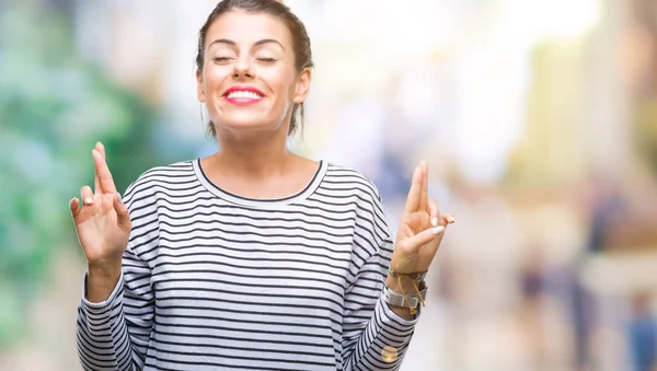 Mujer Hermosa Joven Suéter Rayas Casuales Sobre Fondo Aislado Sonriendo —  Fotos de Stock