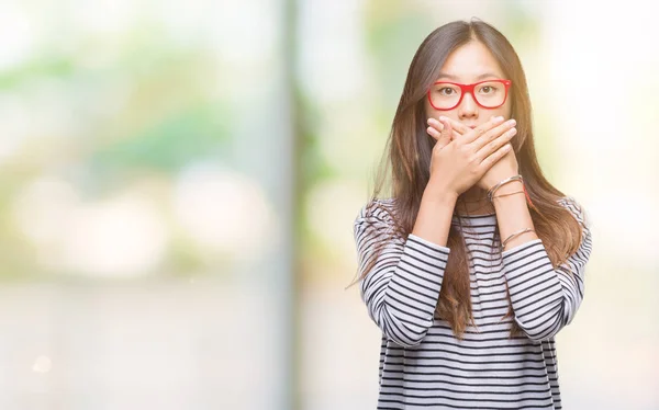 Young Asian Woman Wearing Glasses Isolated Background Shocked Covering Mouth — Stock Photo, Image