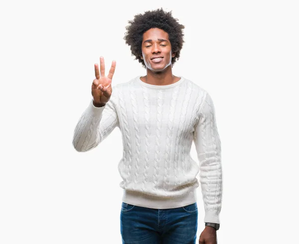 非裔美国男子在孤立的背景显示和指向手指数三 而微笑着自信和快乐 — 图库照片