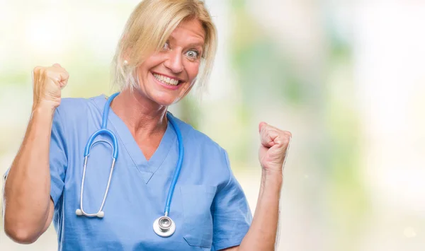 Blonde Krankenschwester Mittleren Alters Chirurgin Ärztin Mit Isoliertem Hintergrund Sehr — Stockfoto