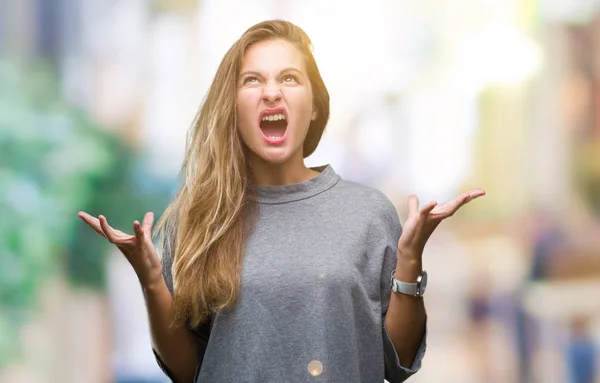 Mladá Krásná Blondýnka Nad Izolované Pozadí Crazy Šílený Křik Řvát — Stock fotografie