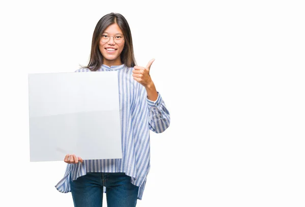 Jonge Aziatische Vrouw Geïsoleerde Achtergrond Leeg Banner Gelukkig Houden Met — Stockfoto