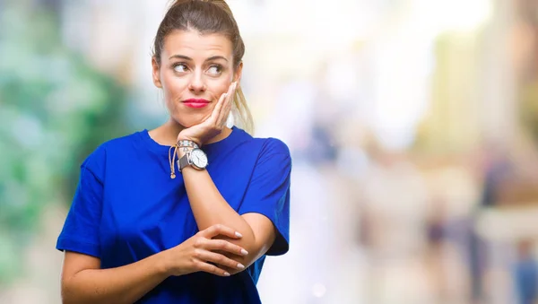 Jovem Mulher Bonita Vestindo Casual Azul Shirt Sobre Fundo Isolado — Fotografia de Stock