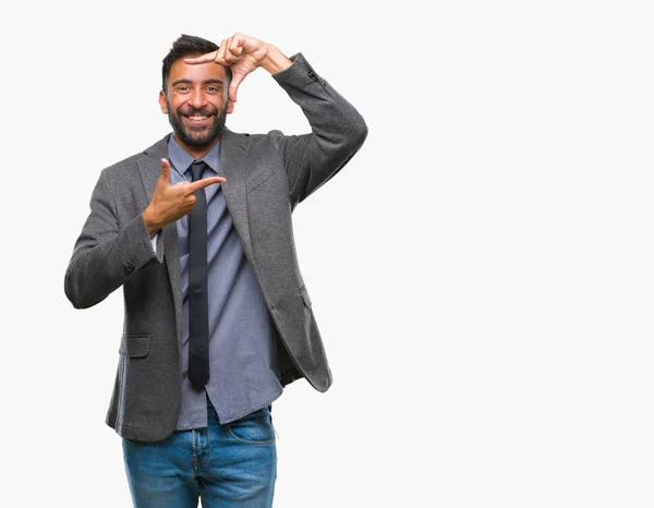 Дорослий Іспаномовний Бізнесмен Над Ізольованим Тлом Посміхається Робити Рамку Руками — стокове фото