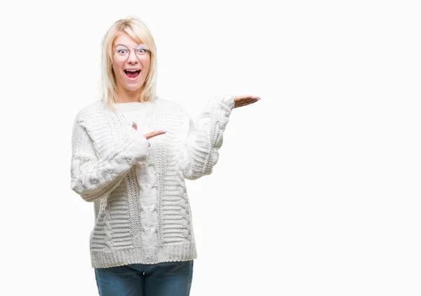 Jovem Bela Mulher Loira Vestindo Camisola Inverno Óculos Sobre Fundo — Fotografia de Stock