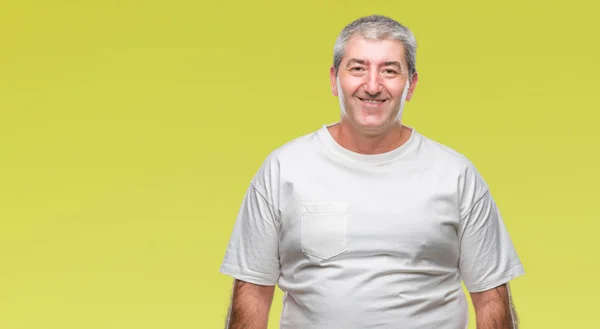 Hombre Mayor Guapo Sobre Fondo Aislado Con Una Sonrisa Feliz — Foto de Stock