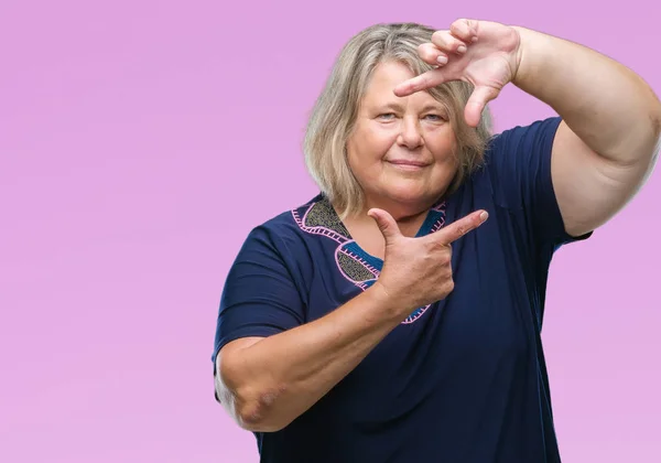 Senior Más Tamaño Mujer Caucásica Sobre Fondo Aislado Sonriendo Haciendo —  Fotos de Stock