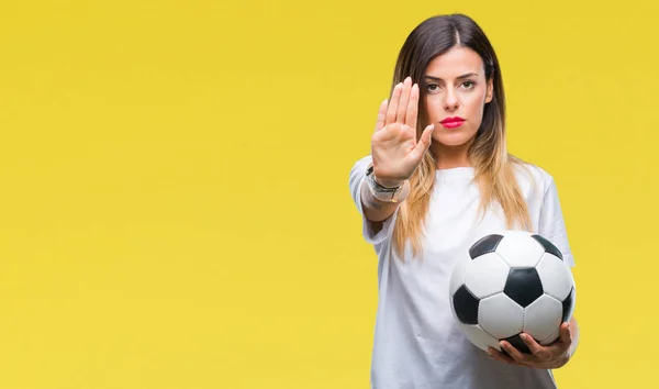 Junge Schöne Frau Hält Fußball Über Isoliertem Hintergrund Mit Offener — Stockfoto