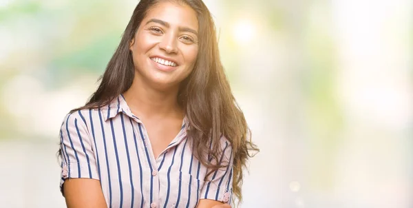 Joven Mujer Árabe Hermosa Sobre Fondo Aislado Cara Feliz Sonriendo —  Fotos de Stock