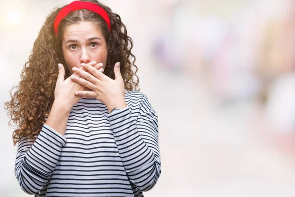 Mooie Brunette Krullend Haar Jong Meisje Strepen Trui Dragen Geïsoleerde — Stockfoto