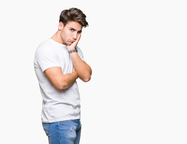 Joven Hombre Guapo Con Camiseta Blanca Sobre Fondo Aislado Pensando — Foto de Stock