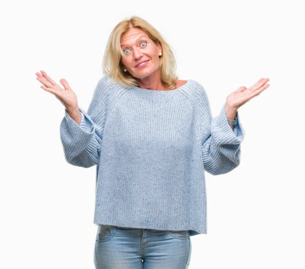 Blonde Frau Mittleren Alters Winterpullover Über Isoliertem Hintergrund Ratlos Und — Stockfoto