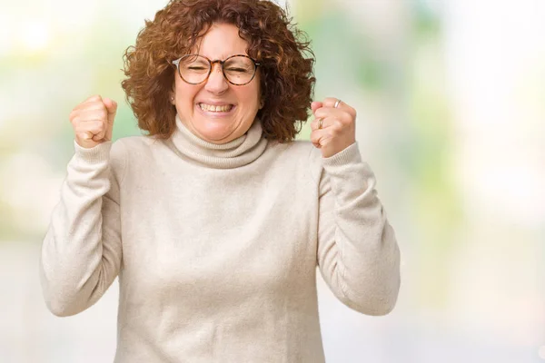 Hermosa Mujer Mediana Edad Ager Vistiendo Suéter Cuello Alto Gafas —  Fotos de Stock