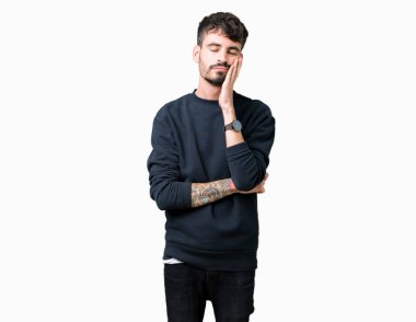 İzole arka plan düşünme seyir üzerinde genç yakışıklı adam yorgun ve sıkılmış çapraz silah depresyon sorunları ile.