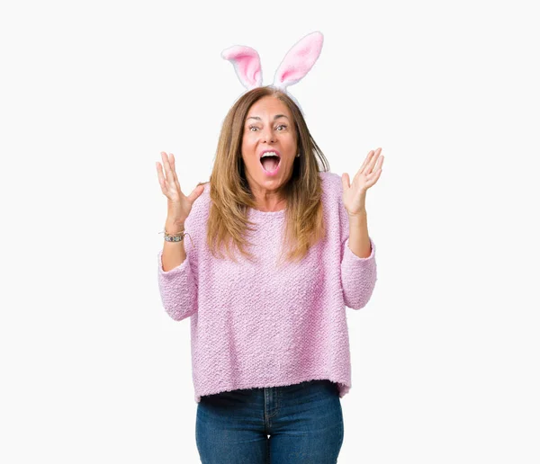 Brunette Vrouw Van Middelbare Leeftijd Pasen Konijn Oren Dragen Geïsoleerd — Stockfoto