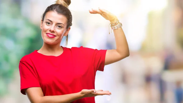 Young Beautiful Woman Isolated Background Gesturing Hands Showing Big Large — Stock Photo, Image